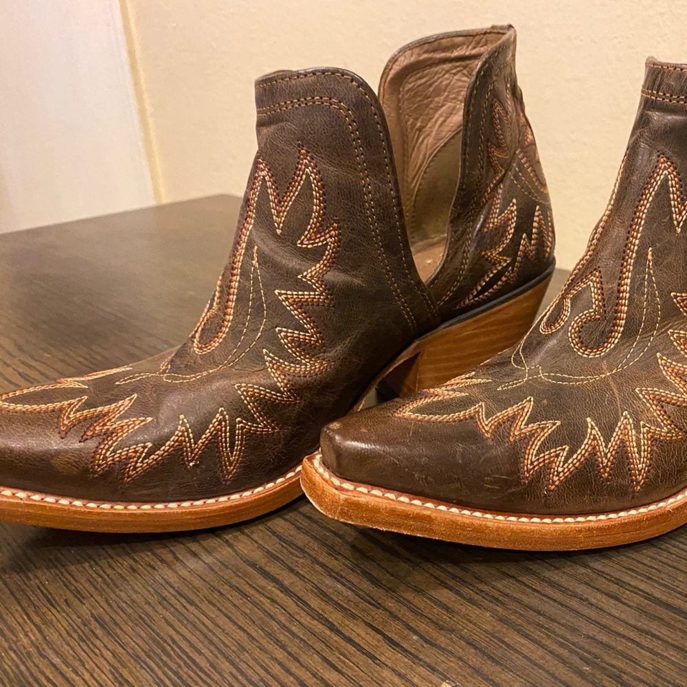 Ariat Brown Dixon Boots